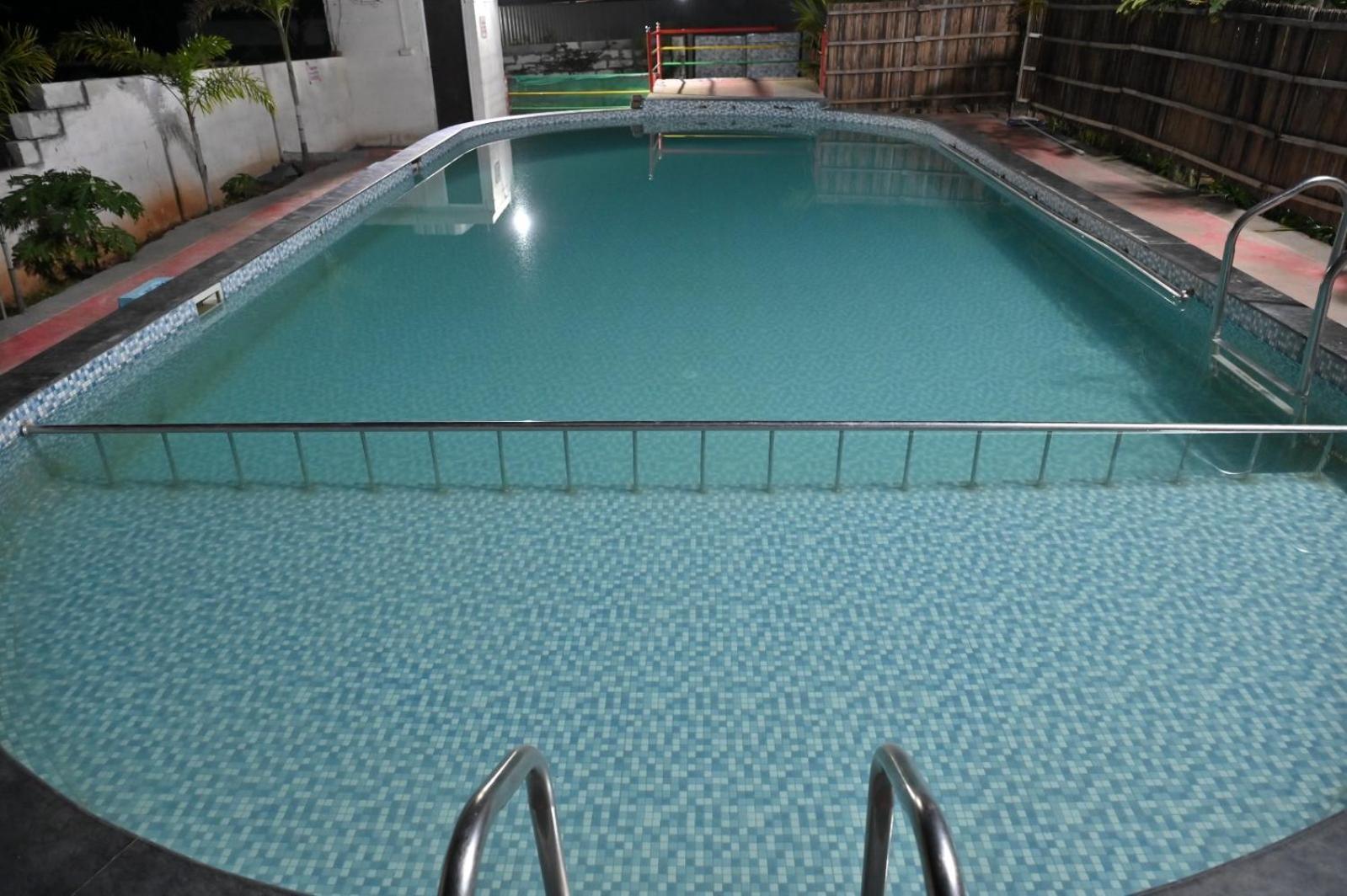 Apna Farmhouse - Private Villa With Pool & Play Area - Near Fort -15 Min To Ellora Caves Daulatabad Extérieur photo